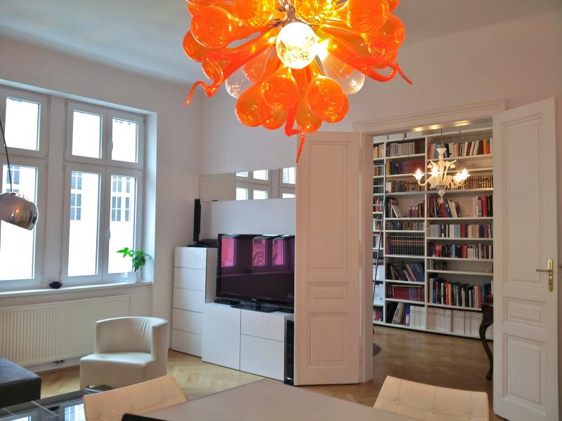 Real Estate in Austria - Charming old building apartment in Vienna