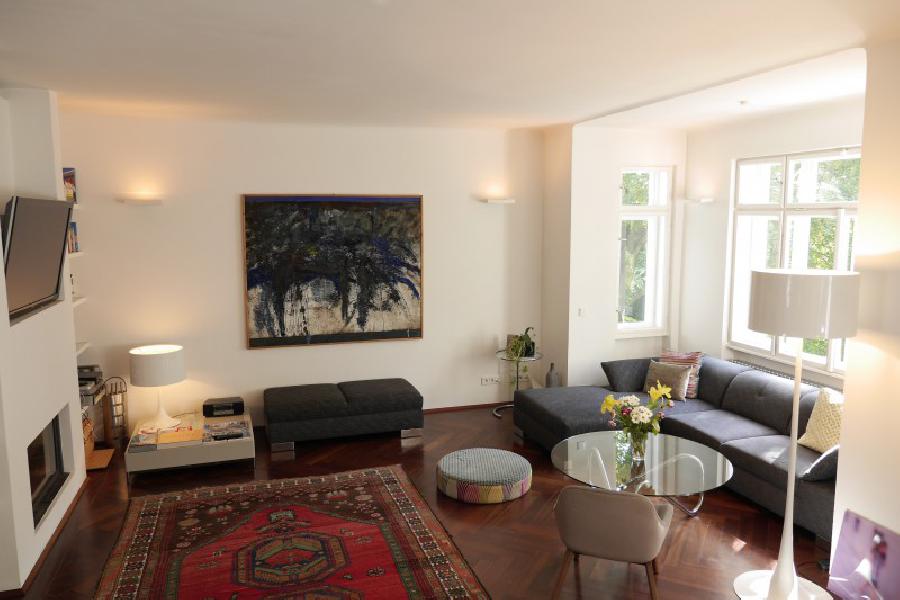 Exclusive duplex apartment with garden for Sale