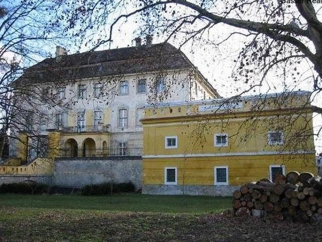 Исторический замок в Австрии на продажу, Зайберсдорф