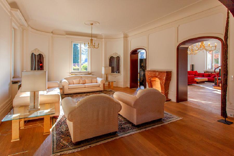 Luxury villa next to Schoenbrunn Castle for Sale - Vienna - Austria