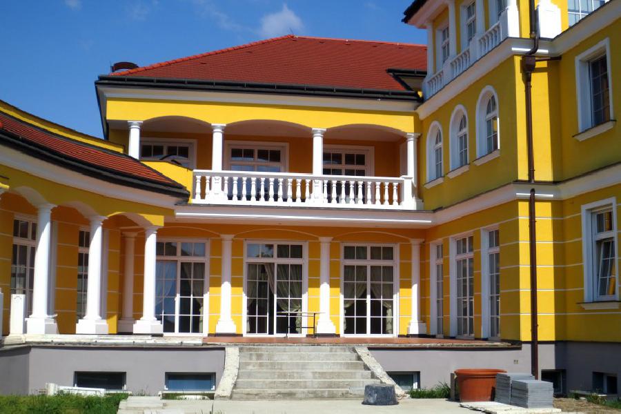 AUSTRIAPARTNER Villas and Houses in Austria for Sale, Real Estate in