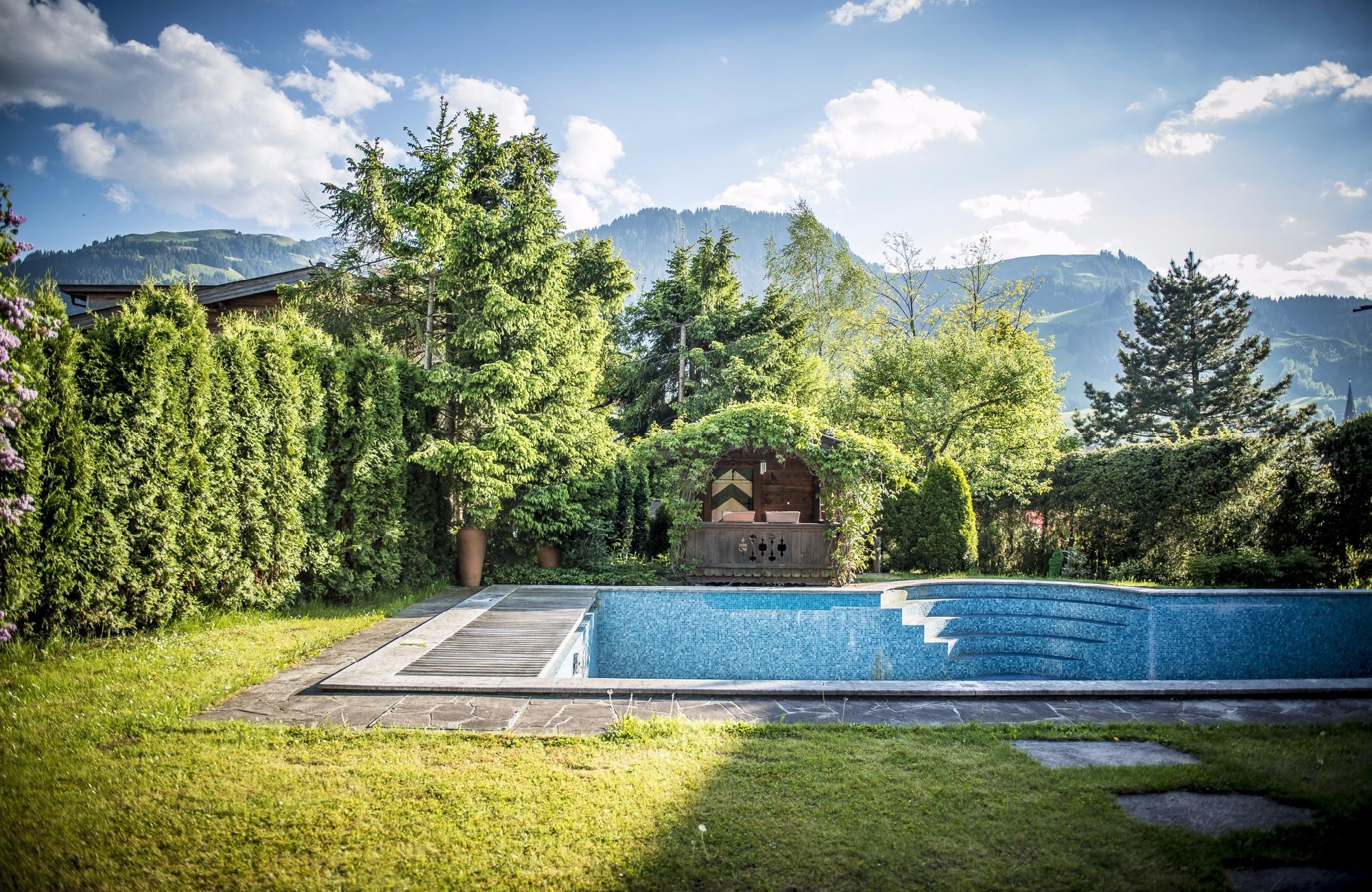 Загородный дом в Австрии со статусом `Второй Дом` на продажу, Китцбюэль