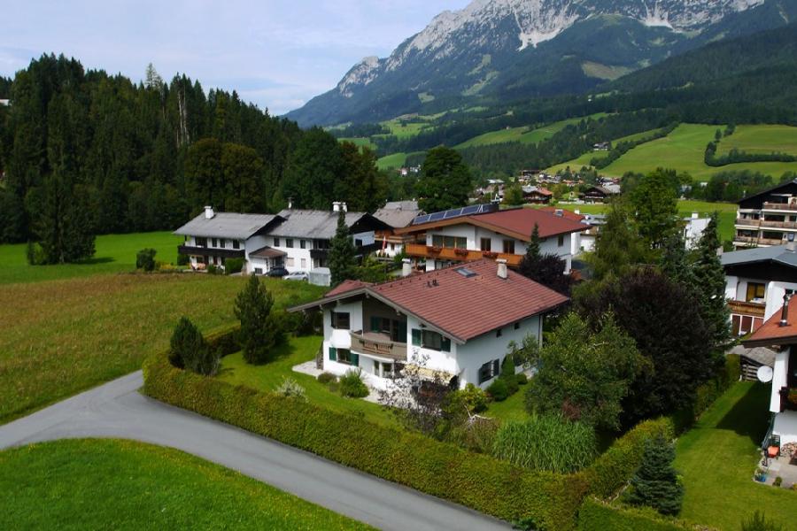 Вилла на горнолыжном курорте Австрии на продажу, Эльмау.