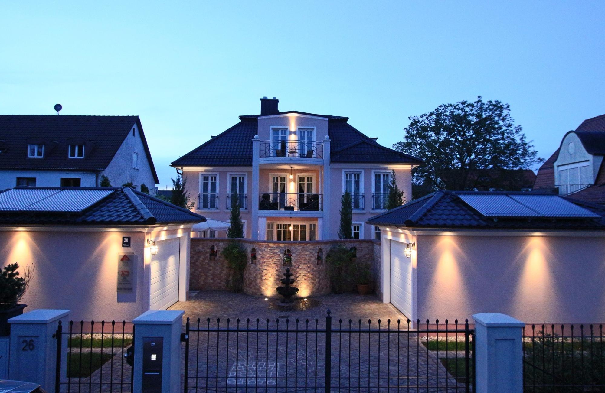 Exclusive villa in the Westpark of Munich