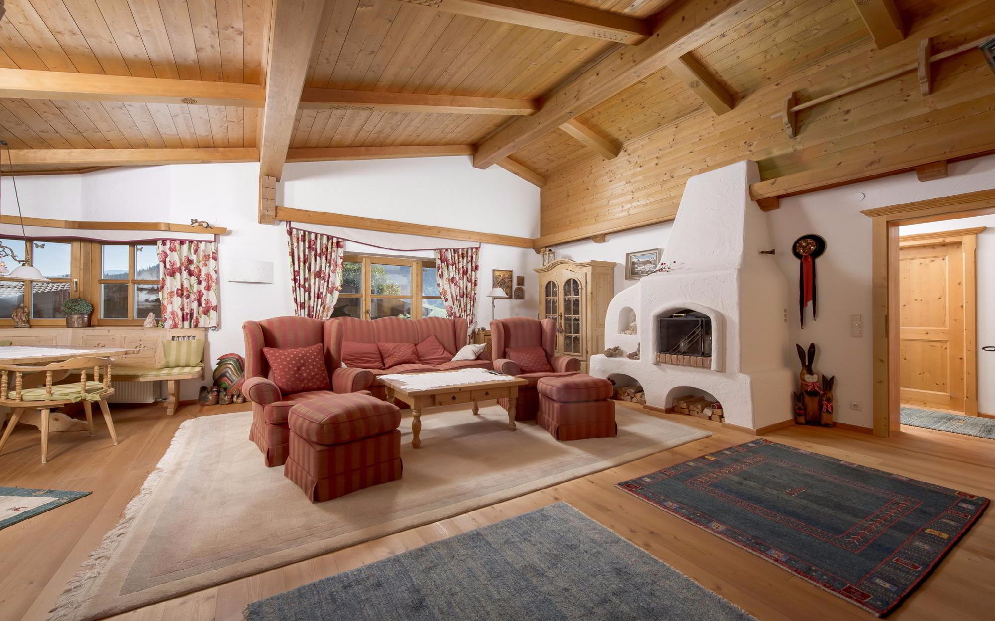 Spacious and high-quality Tyrolean country house in Going