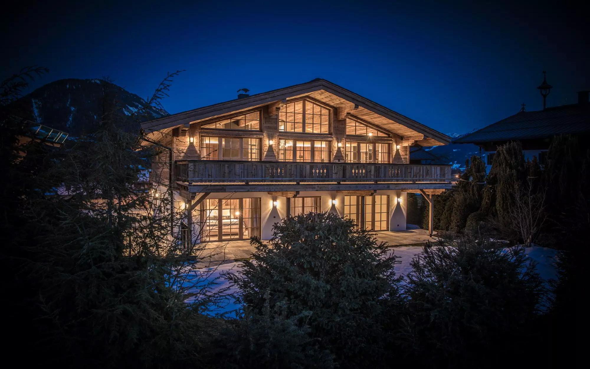 Furnished luxury chalet with a view of the Wilder Kaiser for Sale
